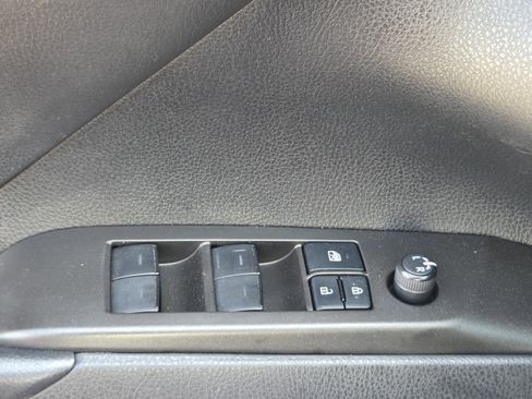 Used 2022 Toyota Camry LE image 27