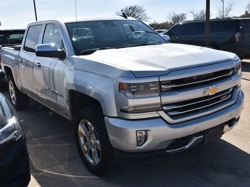 Used 2016 Chevrolet Silverado 1500 LTZ Z71 w/ LTZ Plus Package image 4