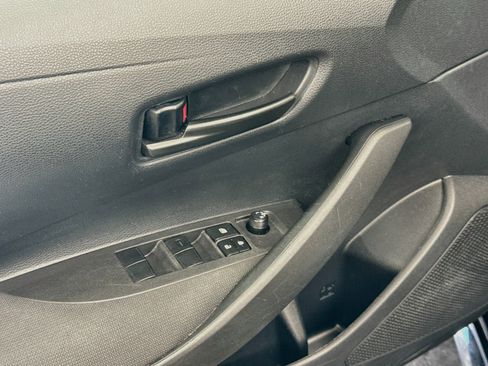 Used 2024 Toyota Corolla LE FWD image 15