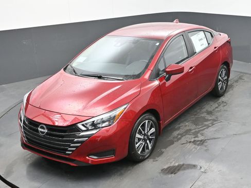 Certified 2025 Nissan Versa SV w/ Trunk Package image 32