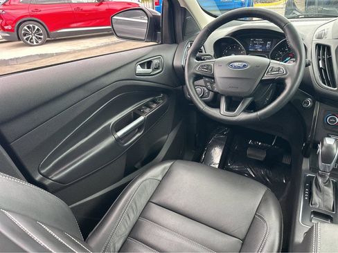 Used 2019 Ford Escape Titanium FWD image 19