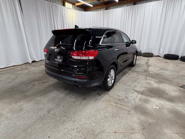 Used 2016 Kia Sorento FWD w/ LX Convenience Package image 11