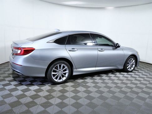 Used 2021 Honda Accord LX image 9