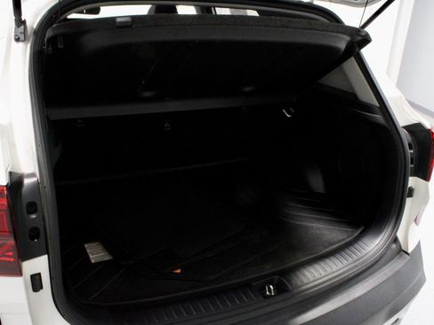 Used 2023 Kia Seltos SX w/ SX Sunroof Package AWD/4WD image 15