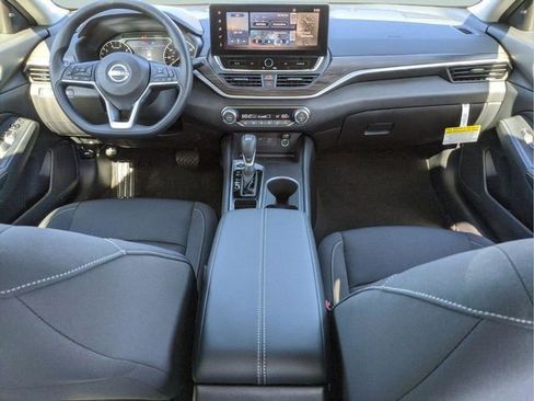 New 2025 Nissan Altima 2.5 SV w/ SV Special Edition Package FWD image 19