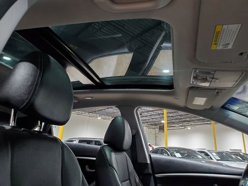 Used 2014 Hyundai Elantra GT w/ Option Group 03 image 16