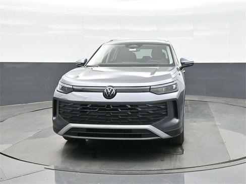 New 2026 Volkswagen Tiguan S image 2