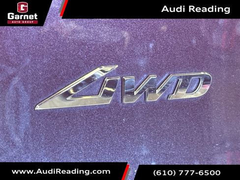 Used 2022 Genesis GV70 2.5T w/ Advanced Package image 40