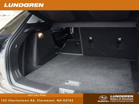 Used 2024 Chevrolet Trax ACTIV w/ Sunroof Package FWD image 27
