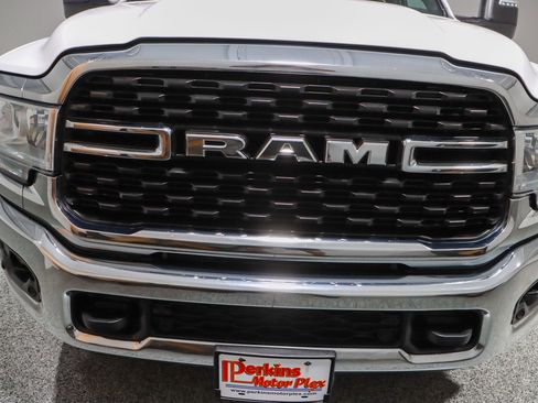 Used 2023 RAM 2500 Big Horn w/ Level 1 Equipment Group image 4