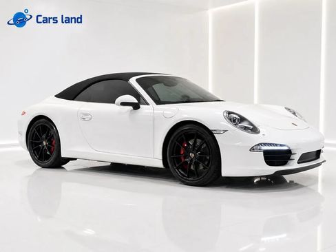 Used 2015 Porsche 911 Carrera S RWD image 2