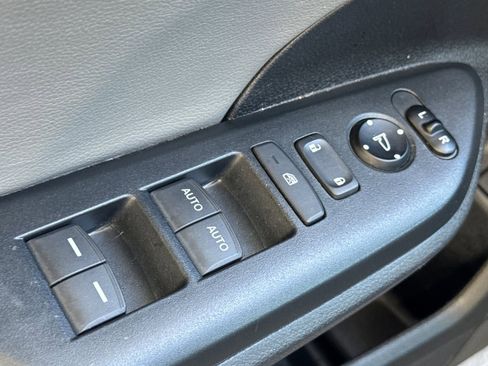 Used 2017 Honda Civic EX-L image 13
