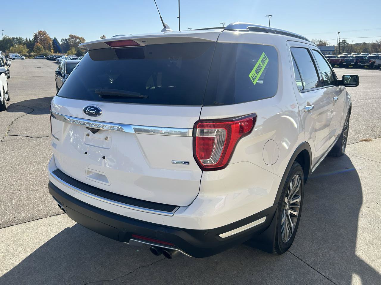 Used 2018 Ford Explorer Platinum AWD/4WD image 5