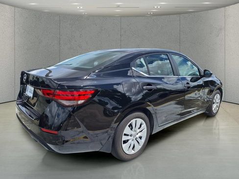 Used 2025 Nissan Sentra S FWD image 5