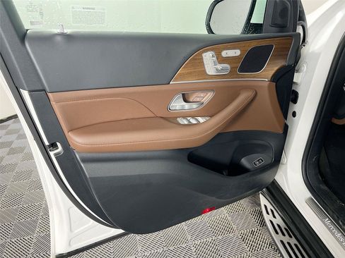 Used 2024 Mercedes-Benz GLE 350 4MATIC image 19