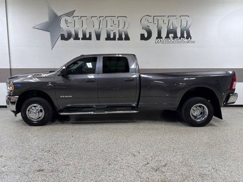 Used 2022 RAM 3500 Tradesman image 11
