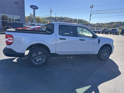New 2025 Ford Maverick XLT image 3