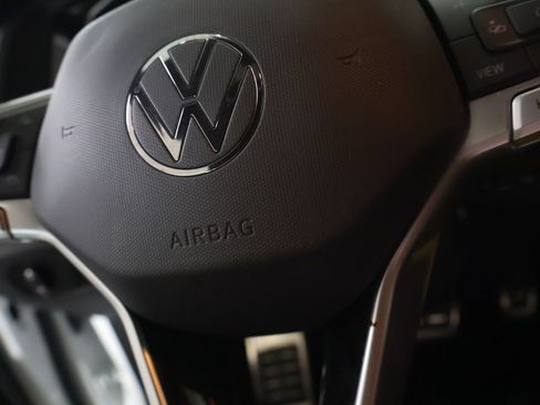 Used 2024 Volkswagen Jetta Sport FWD image 21