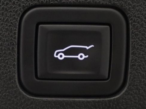 Used 2025 GMC Yukon XL AT4 Ultimate image 14