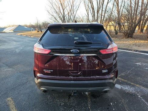 Used 2020 Ford Edge SEL w/ Cold Weather Package image 5