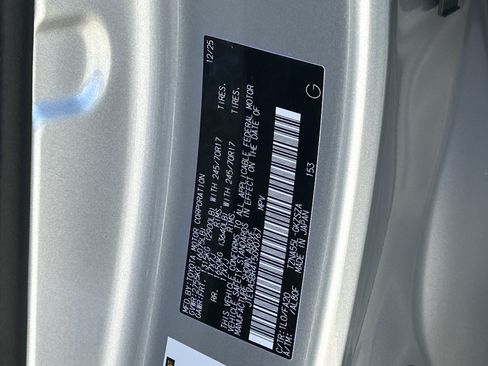 Certified 2026 Toyota 4Runner SR5 AWD/4WD image 32