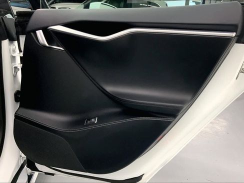 Used 2017 Tesla Model S 75 image 12