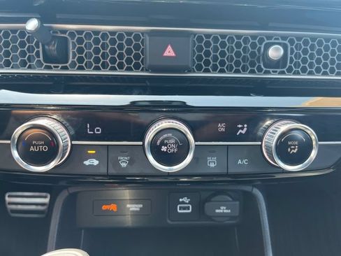 Used 2024 Honda Civic Sport image 4