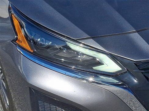 Used 2024 Nissan Altima 2.5 SV image 9