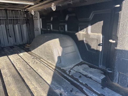 Used 2022 Chevrolet Silverado 1500 LT image 30