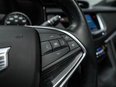 Used 2023 Cadillac XT5 Premium Luxury FWD image 22