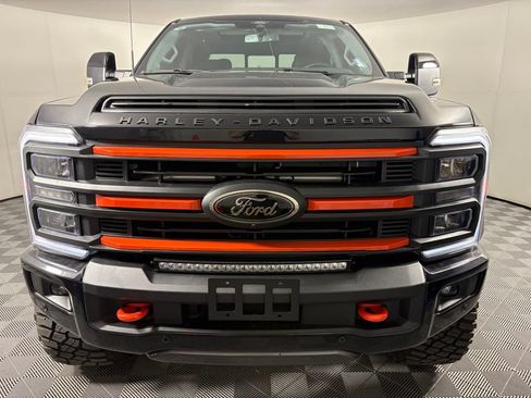 Used 2026 Ford F250 Lariat w/ Black Appearance Package AWD/4WD image 2