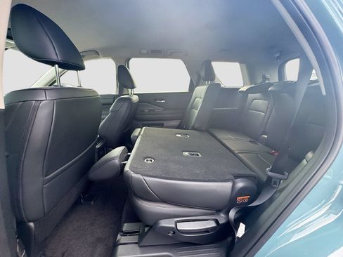 New 2026 Nissan Pathfinder SL FWD image 25