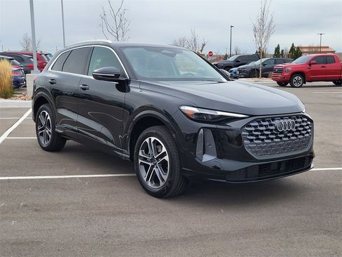 Certified 2025 Audi Q5 Premium Plus w/ Premium Plus image 7