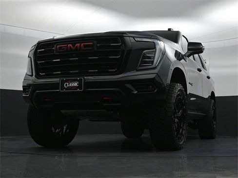 New 2026 GMC Yukon AT4 w/ AT4 Premium Plus Package image 28