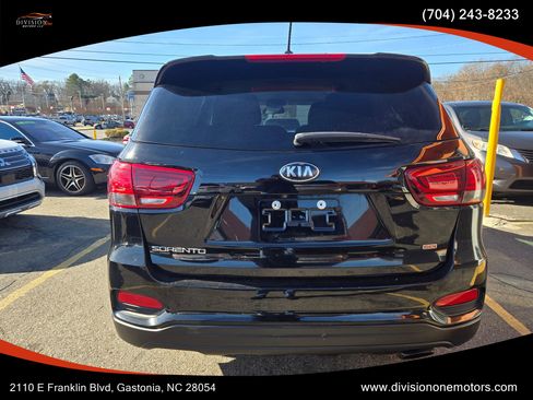 Used 2019 Kia Sorento L image 5