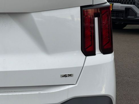 New 2026 Kia Sorento S image 7