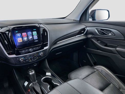 Used 2018 Chevrolet Traverse Premier AWD/4WD image 24
