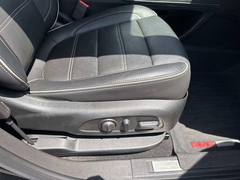 Used 2023 GMC Acadia Denali w/ Black Diamond Edition image 16