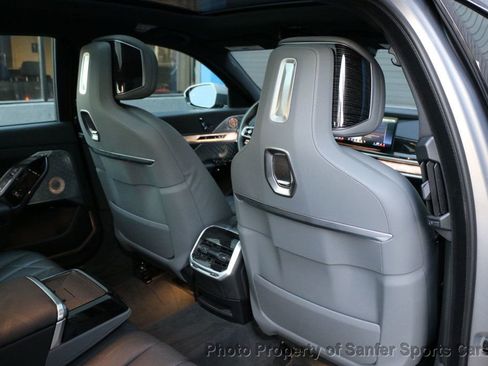Used 2023 BMW 760i xDrive w/ Executive Package image 35