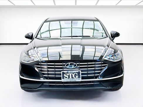 Used 2021 Hyundai Sonata Blue FWD image 2