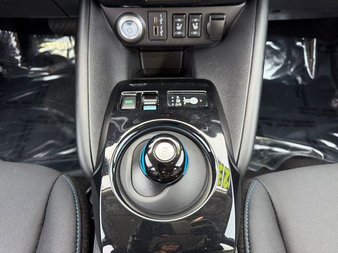 Certified 2023 Nissan Leaf SV Plus image 21