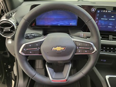 New 2026 Chevrolet Equinox LT w/ Convenience Package II image 4