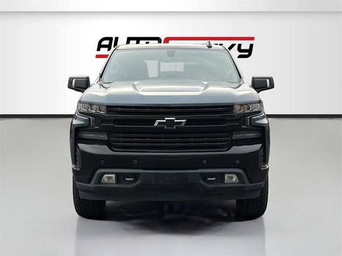 Used 2021 Chevrolet Silverado 1500 LT Trail Boss w/ Convenience Package II image 2