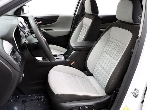 Certified 2024 Chevrolet Equinox LS w/ LS Convenience Package image 9