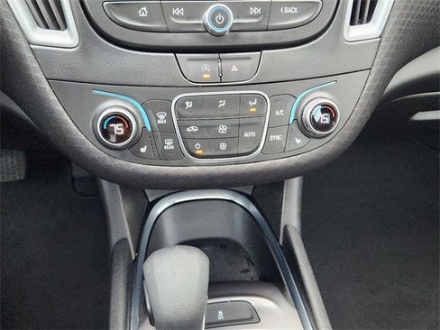 Used 2023 Chevrolet Malibu LT image 23