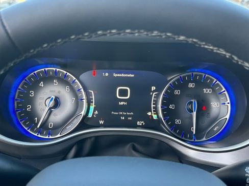 New 2026 Chrysler Voyager LX image 19