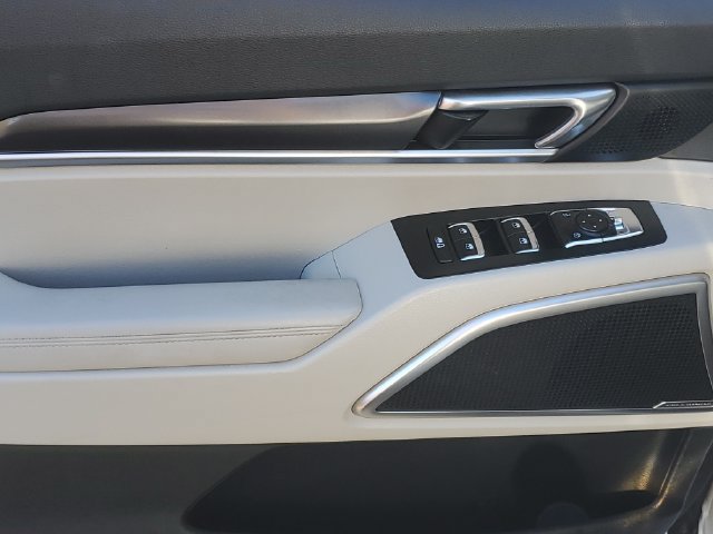 Certified 2024 Kia Telluride S w/ S Sunroof Package AWD/4WD image 14