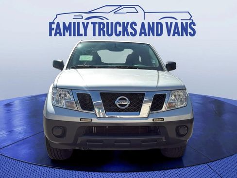 Used 2021 Nissan Frontier S AWD/4WD image 8