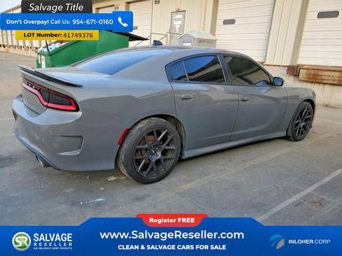 Used 2018 Dodge Charger R/T image 4