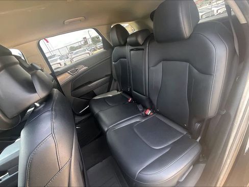 Used 2023 Kia Sportage EX FWD image 27